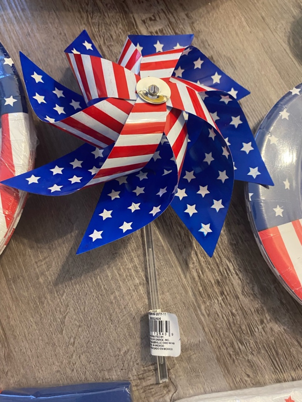 4th Of July Patriotic Picnic Lot Decor Plates, Napkins, Cutlery, Tin Basket, - Picture 3 of 10